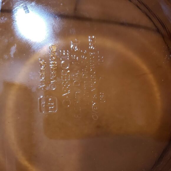 Vintage Anchor Ovenware Amber Brown Casserole Dish w/Lid & Basket 1.5 Qt - Picture 2 of 14